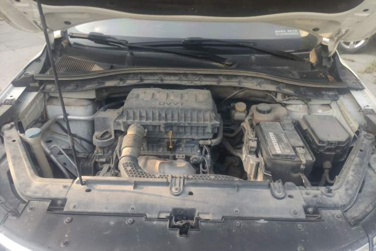 Used Roewe RX3 2018 1.6L Manual Flagship Edition Engine Bay