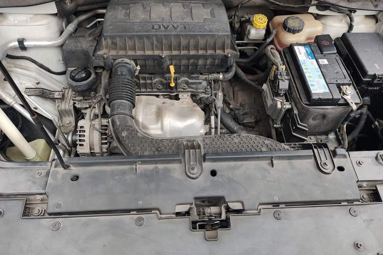 Used Roewe RX3 2018 1.6L CVT Internet Smart Edition Engine Bay