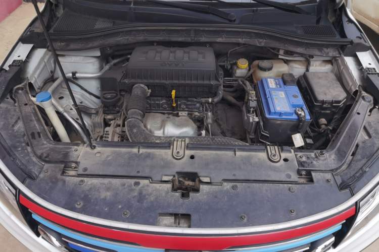 Used Roewe RX3 2018 1.6L CVT Flagship Edition Engine Bay