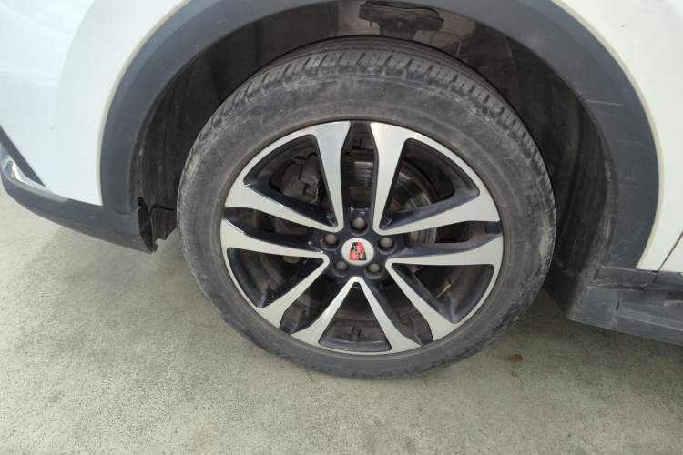 Used Roewe RX3 2018 1.6L CVT Internet Smart Edition Exterior 2