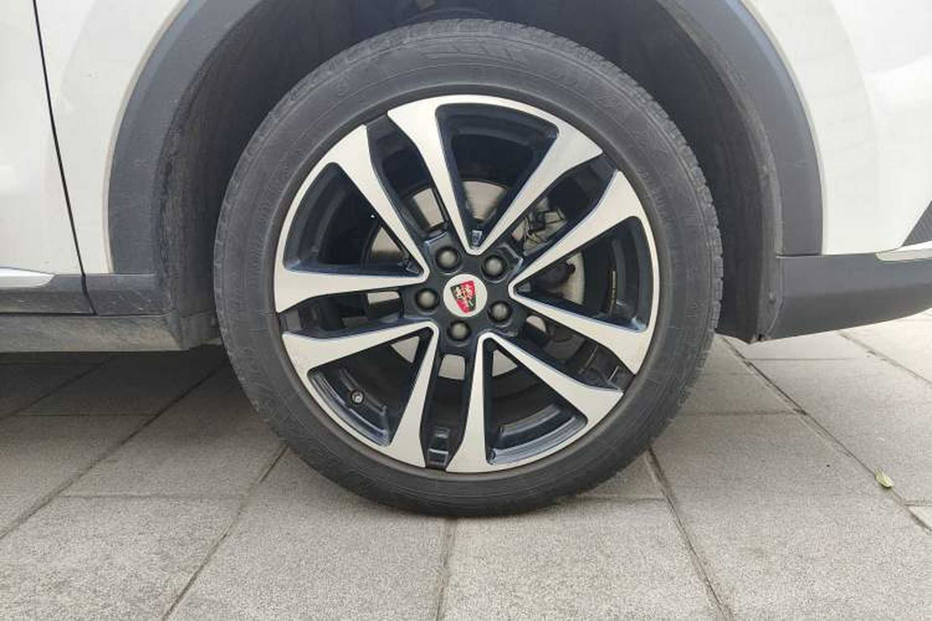 Used Roewe RX3 2018 1.6L CVT Flagship Edition Exterior 4