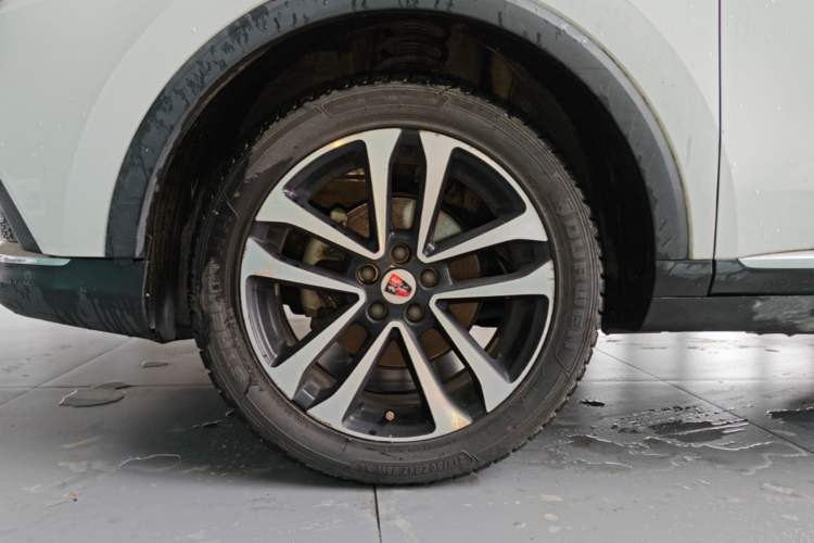 Used Roewe RX3 2018 1.6L CVT Flagship Edition Exterior 4