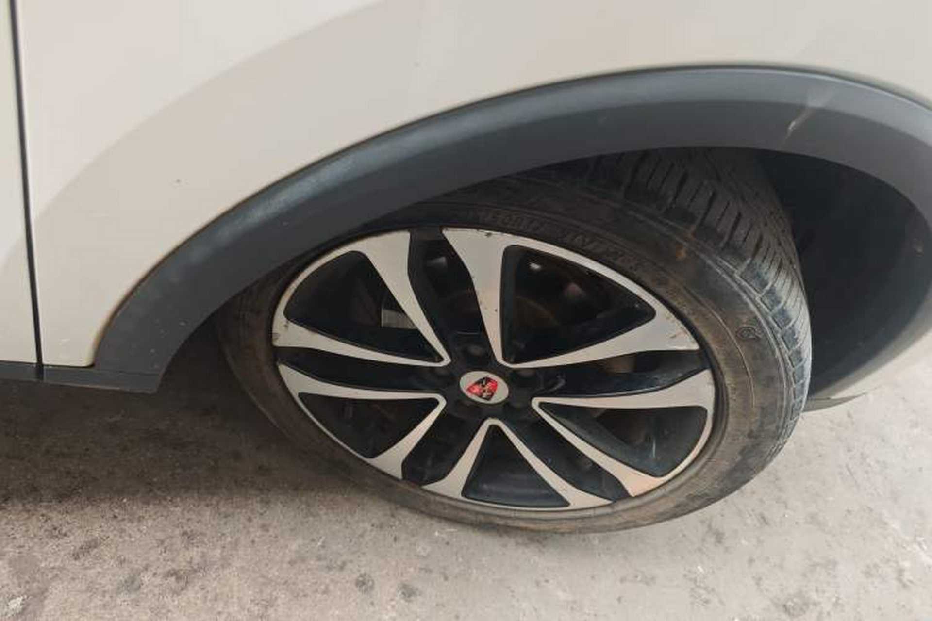 Used Roewe RX3 2018 1.6L CVT Flagship Edition Exterior 7
