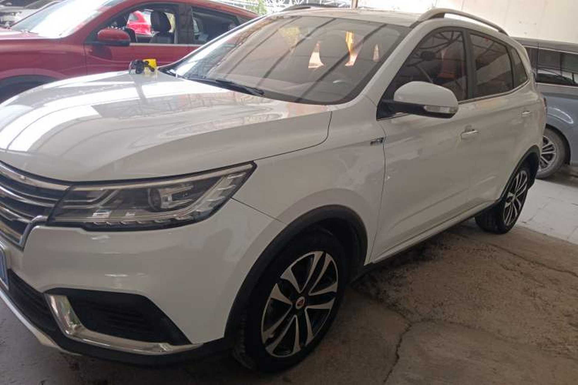 Used Roewe RX3 2018 1.6L CVT Flagship Edition Front Left 45 Deg
