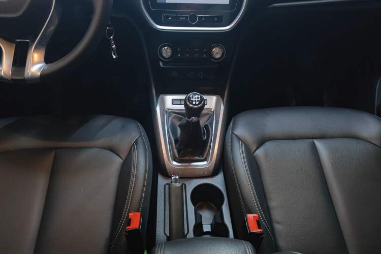 Used Roewe RX3 2018 1.6L Manual Internet Smart Edition Gear Lever