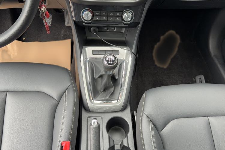 Used Roewe RX3 2018 1.6L Manual Flagship Edition Gear Lever