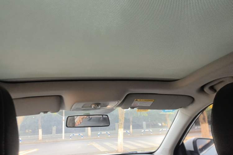 Used Roewe RX3 2018 1.6L CVT Flagship Edition Headliner