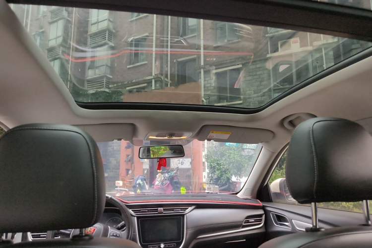 Used Roewe RX3 2018 1.6L CVT Flagship Edition Headliner