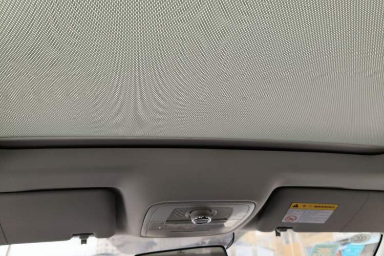 Used Roewe RX3 2018 1.6L Manual Flagship Edition Headliner