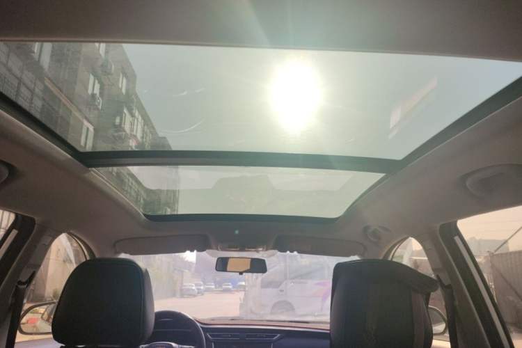 Used Roewe RX3 2018 18T Automatic Flagship Model Headliner