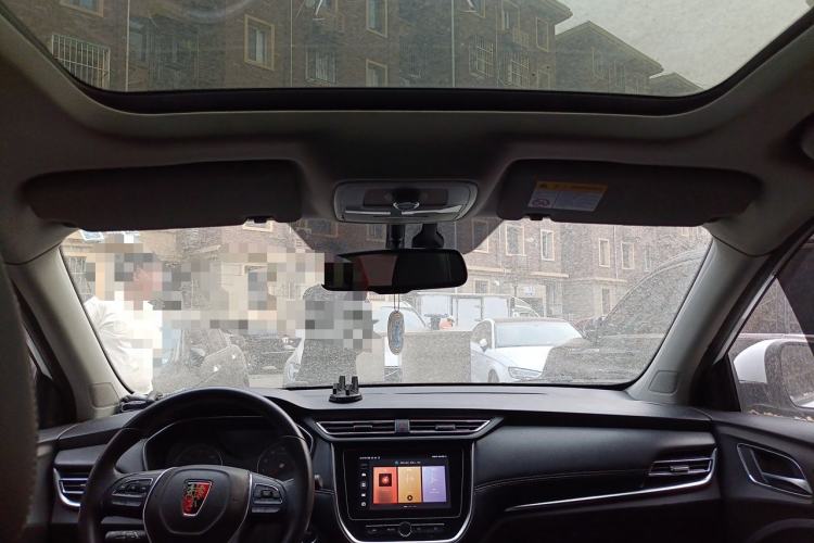 Used Roewe RX3 2018 18T Automatic Internet ZhiZun Edition Headliner