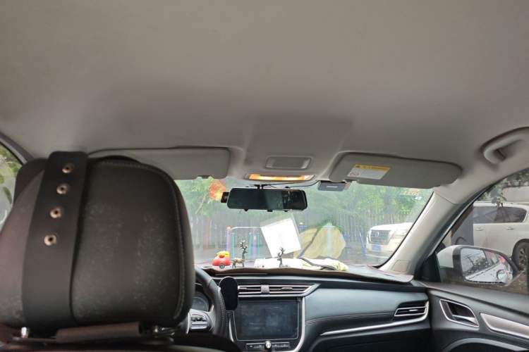 Used Roewe RX3 2018 1.6L Manual Elite Edition Headliner