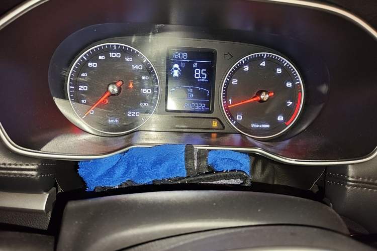 Used Roewe RX3 2018 1.6L CVT Flagship Edition Instrument Cluster