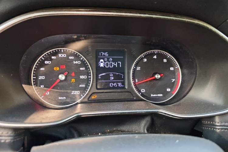Used Roewe RX3 2018 1.6L Manual Internet Smart Edition Instrument Cluster