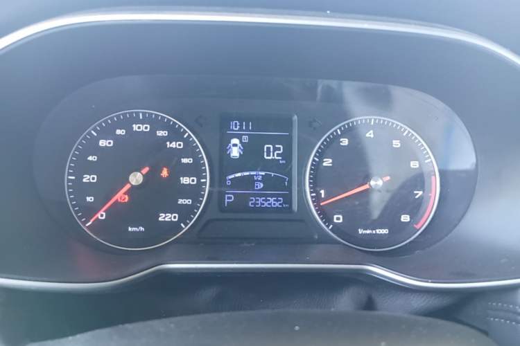 Used Roewe RX3 2018 1.6L CVT Flagship Edition Instrument Cluster