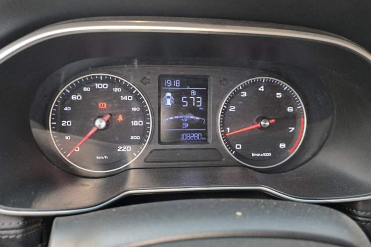 Used Roewe RX3 2018 1.6L Manual Elite Edition Instrument Cluster