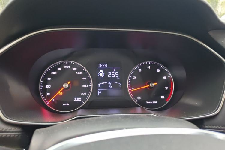 Used Roewe RX3 2018 1.6L CVT Internet Smart Edition Instrument Cluster