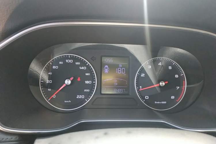 Used Roewe RX3 2018 1.6L CVT Internet Smart Edition Instrument Cluster