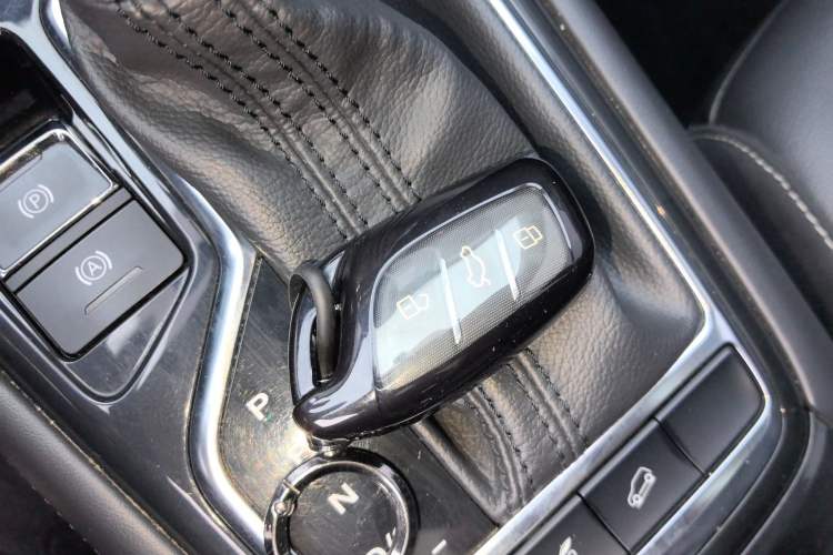 Used Roewe RX3 2018 1.6L CVT Flagship Edition Interior 1