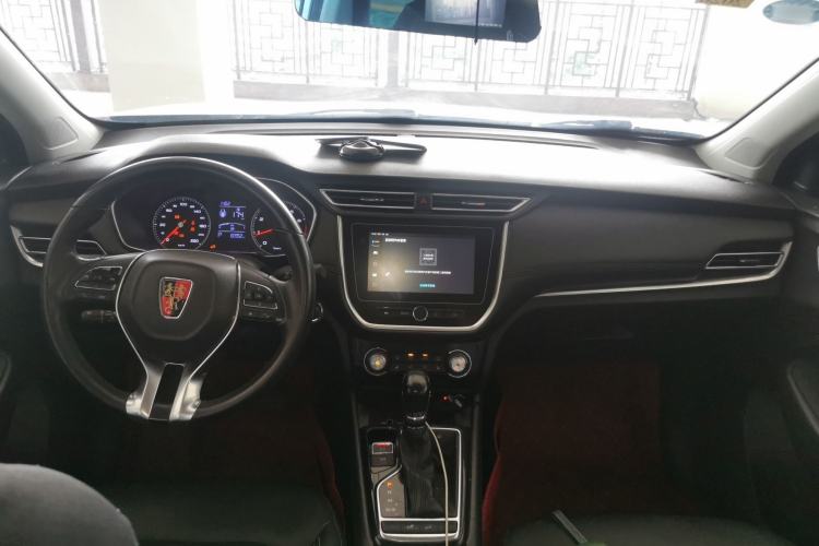 Used Roewe RX3 2018 1.6L CVT Internet Smart Edition Interior 2