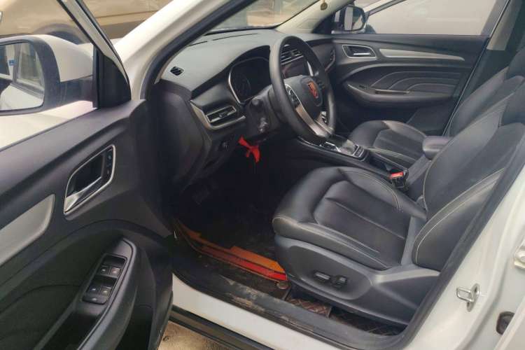 Used Roewe RX3 2018 1.6L CVT Flagship Edition Interior 2