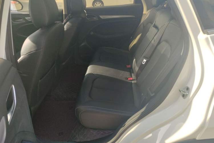 Used Roewe RX3 2018 18T Automatic Flagship Model Interior 6