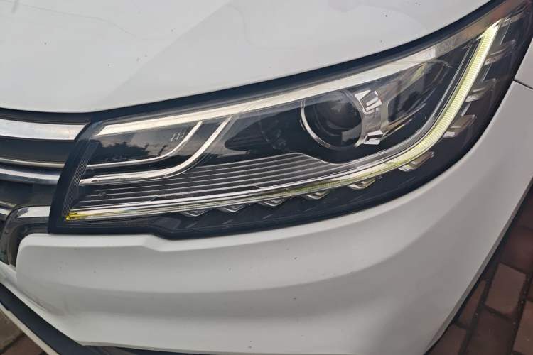Used Roewe RX3 2018 1.6L Manual Flagship Edition Left Front Headlight