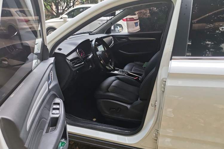 Used Roewe RX3 2018 18T Automatic Internet Smart Edition Left Front Seat