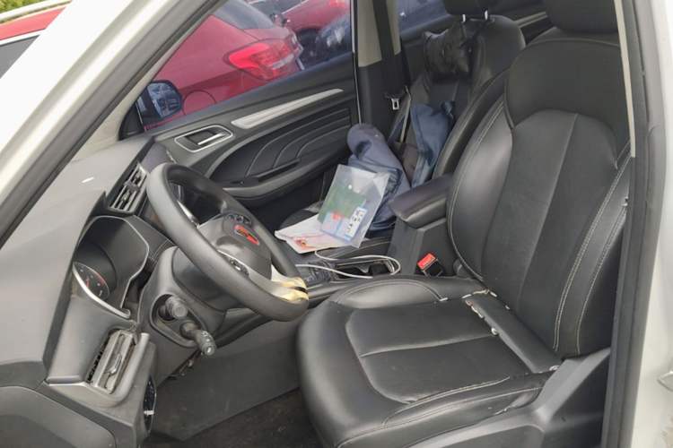 Used Roewe RX3 2018 1.6L CVT Flagship Edition Left Front Seat