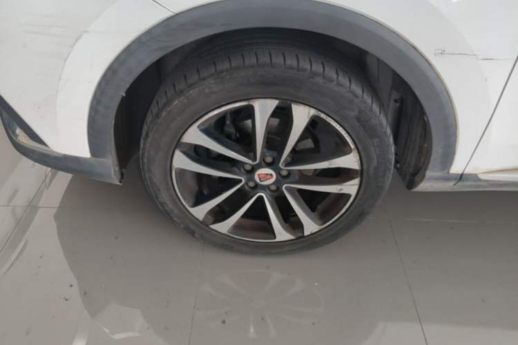 Used Roewe RX3 2018 1.6L Manual Flagship Edition Left Front Wheel Hub