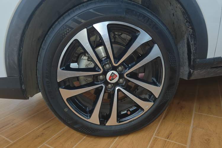 Used Roewe RX3 2018 1.6L Manual Internet Smart Edition Left Front Wheel Hub