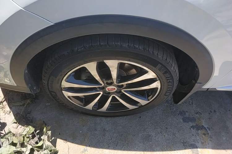 Used Roewe RX3 2018 1.6L CVT Internet Smart Edition Left Front Wheel Hub