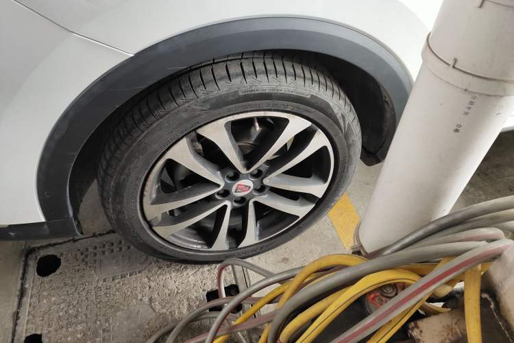 Used Roewe RX3 2018 1.6L CVT Flagship Edition Left Front Wheel Hub
