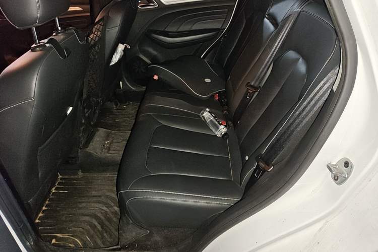 Used Roewe RX3 2018 1.6L CVT Flagship Edition Left Rear Seat
