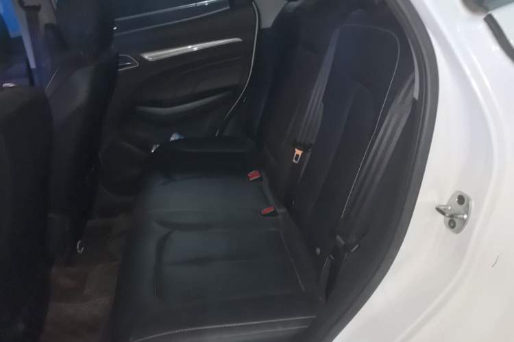 Used Roewe RX3 2018 1.6L CVT Flagship Edition Left Rear Seat