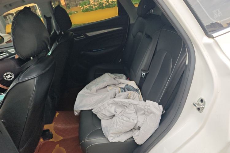 Used Roewe RX3 2018 1.6L CVT Flagship Edition Left Rear Seat