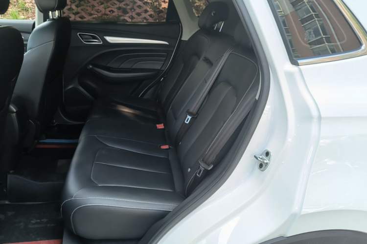Used Roewe RX3 2018 1.6L CVT Flagship Edition Left Rear Seat