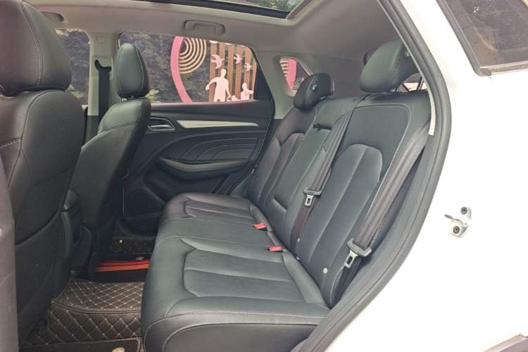 Used Roewe RX3 2018 1.6L CVT Flagship Edition Left Rear Seat