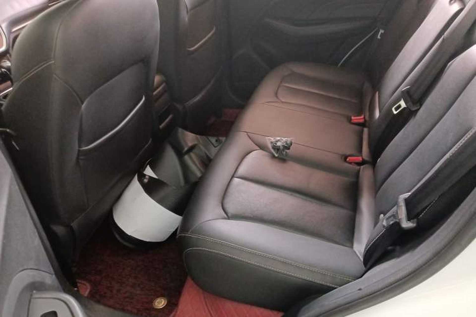 Used Roewe RX3 2018 1.6L CVT Flagship Edition Left Rear Seat