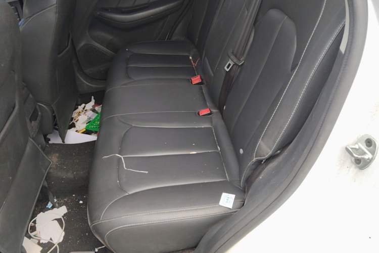 Used Roewe RX3 2018 1.6L CVT Flagship Edition Left Rear Seat