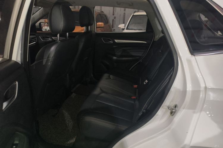 Used Roewe RX3 2018 1.6L CVT Flagship Edition Left Rear Seat