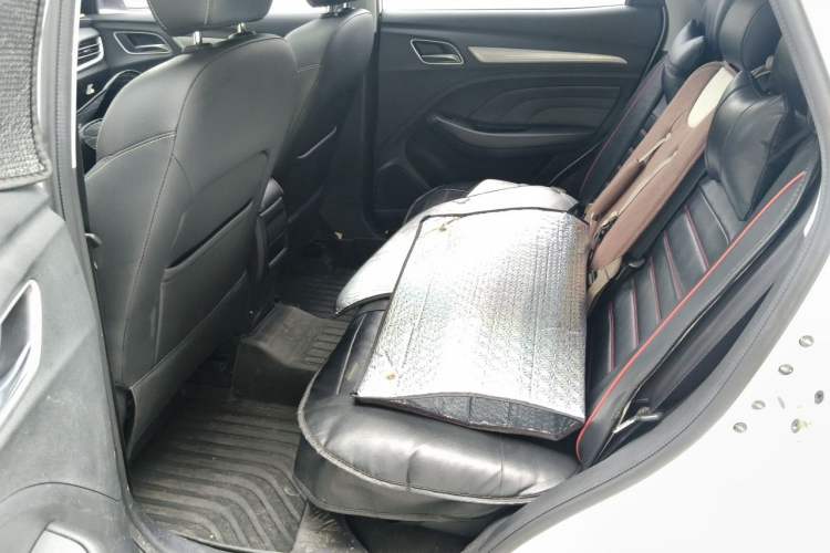 Used Roewe RX3 2018 1.6L Manual Flagship Edition Left Rear Seat