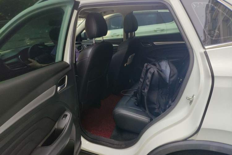 Used Roewe RX3 2018 1.6L CVT Flagship Edition Left Rear Seat