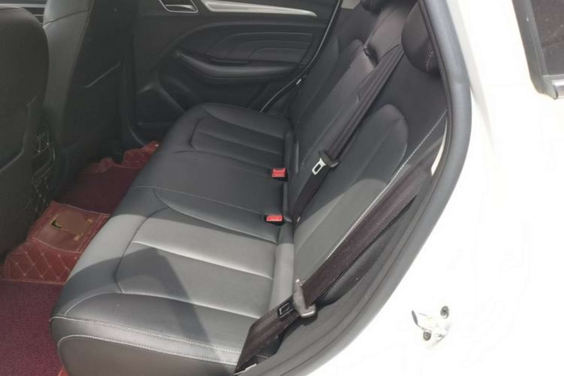 Used Roewe RX3 2018 1.6L Manual Flagship Edition Left Rear Seat