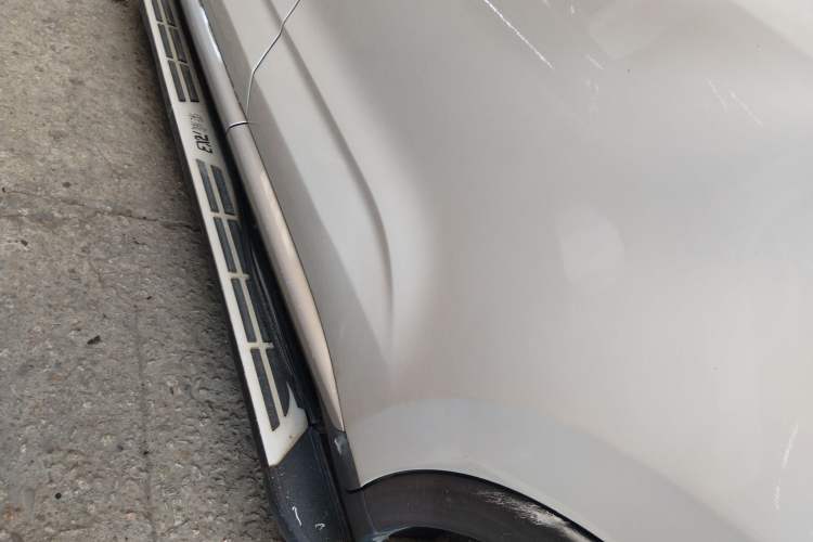 Used Roewe RX3 2018 1.6L CVT Internet Smart Edition Left Side Sill