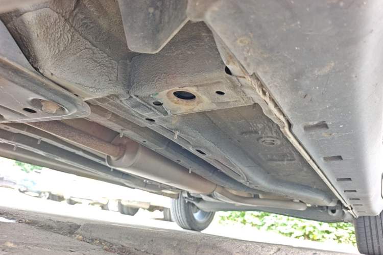 Used Roewe RX3 2018 1.6L CVT Flagship Edition Left Side Sill