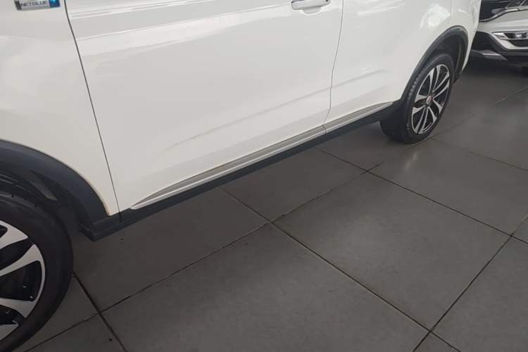 Used Roewe RX3 2018 1.6L CVT Flagship Edition Left Side Sill