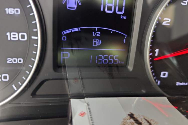 Used Roewe RX3 2018 1.6L CVT Internet Smart Edition Odometer Close Up