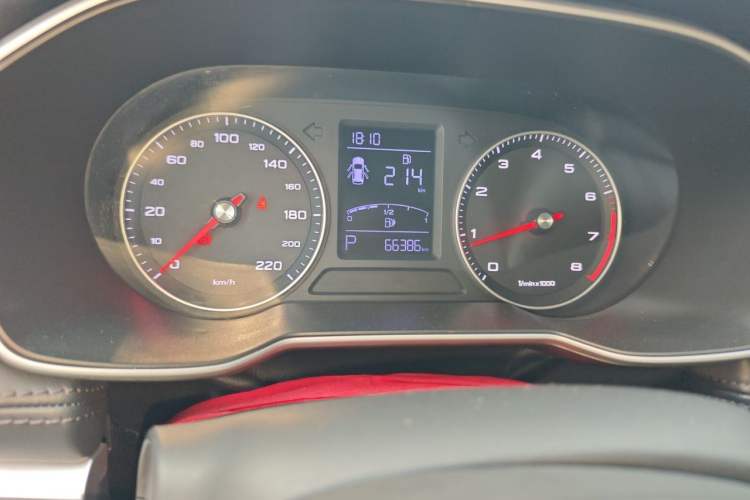 Used Roewe RX3 2018 1.6L CVT Flagship Edition Odometer Close Up