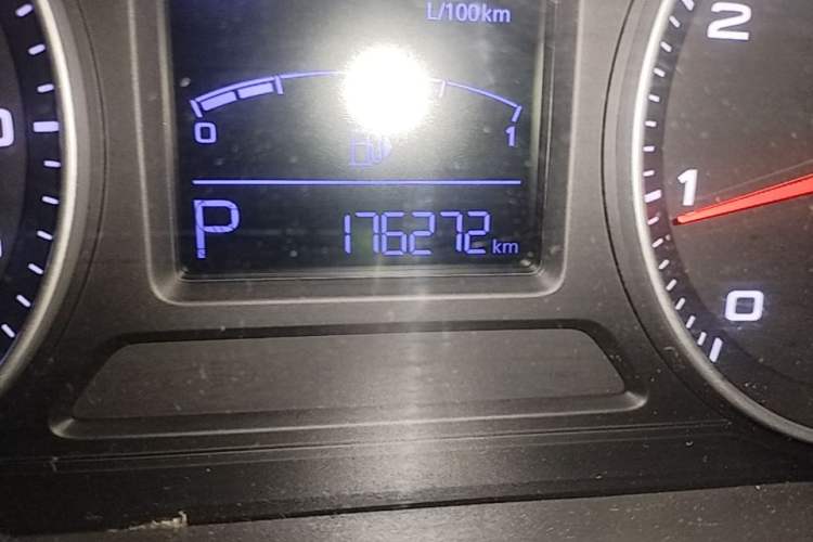 Used Roewe RX3 2018 1.6L CVT Flagship Edition Odometer Close Up